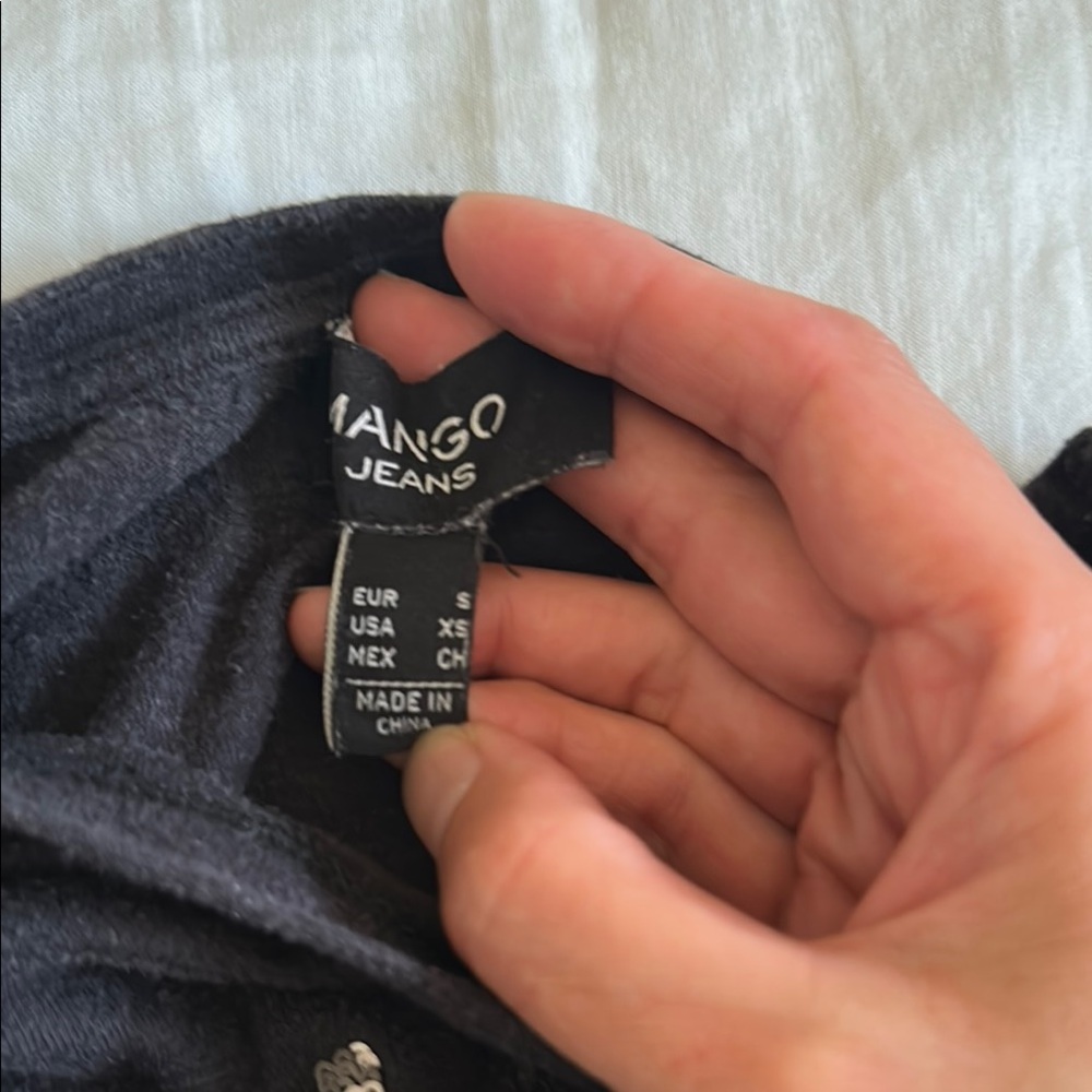 Black T-Shirt with Glitter Text - Picture 2 of 3